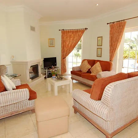 Presa De Moura 홀리데이파크 카르보에이루