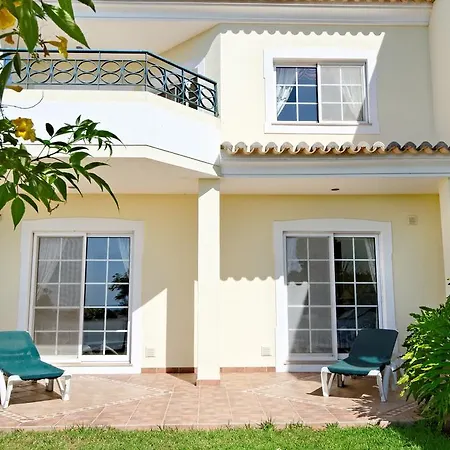 Vakantiepark Presa De Moura Carvoeiro (Lagoa)