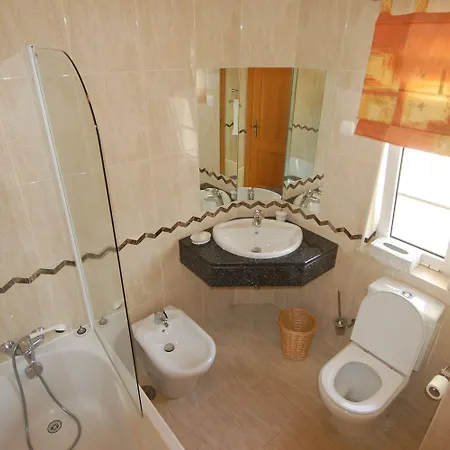 Presa De Moura 4*