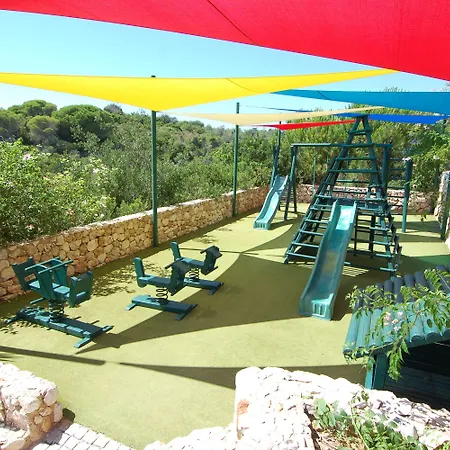 Presa De Moura 홀리데이파크 4*