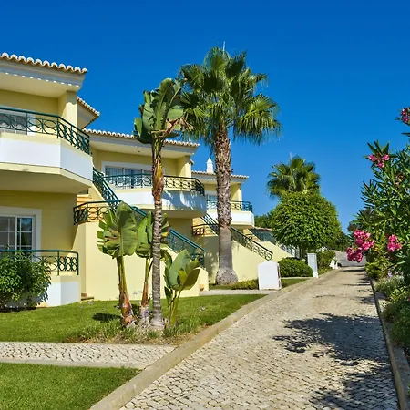 Presa De Moura Ferienpark 4*