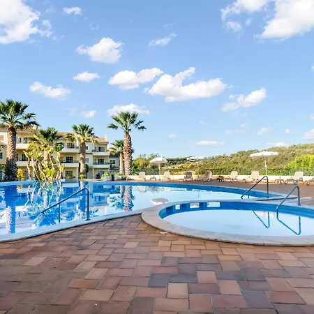 Presa De Moura Ferienpark 4*